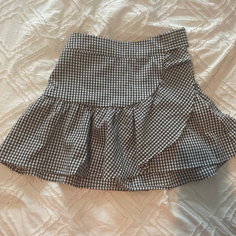 Francesca’s Checkered skirt